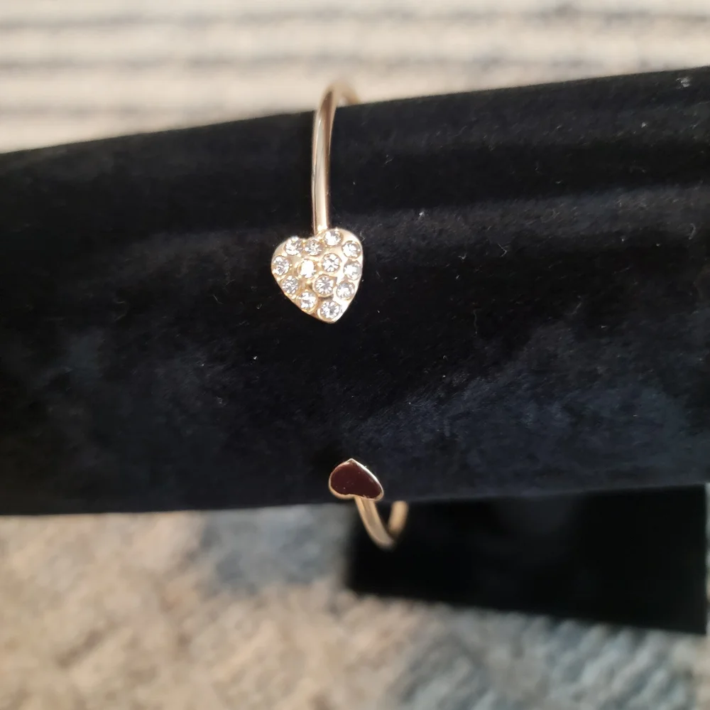 Goldtone Open Bling Heart Bangle Bracelet - Picture 7 of 7